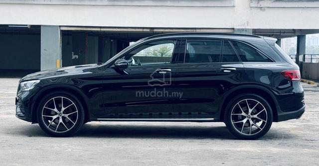 2021 Mercedes Benz GLC300 AMG Burmester Full Spec - 3