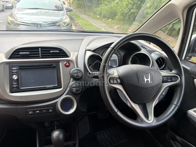 2012 Honda JAZZ 1.3 (HYBRID) FACELIFT (A) - 4