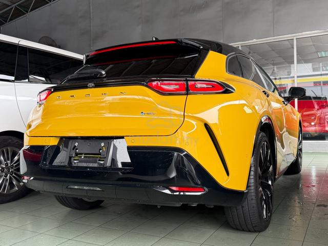 2024 Toyota CROWN SPORT Z Yellow Rare !! 5A 13km - 4