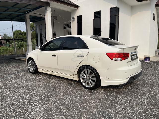 2011 Kia FORTE 1.6 KOUP SX (A) - 1