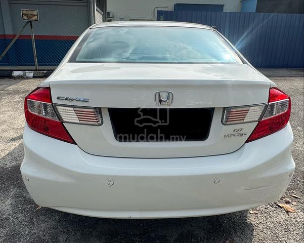 2013 Honda CIVIC 1.8 S (A) - 4