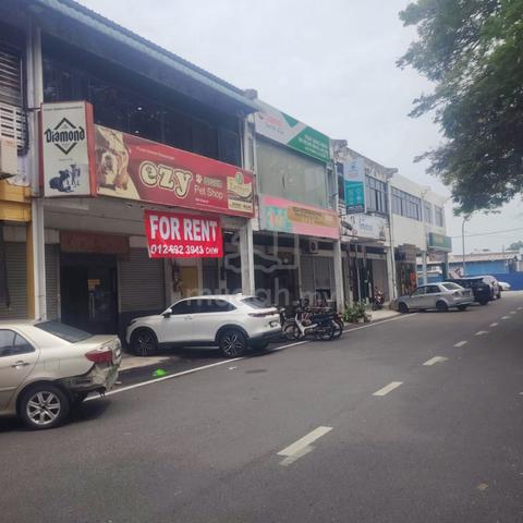 SHOP LOT WAREHOUSE OFFICE Jalan Rozhan Alma facing main road for RENT 1