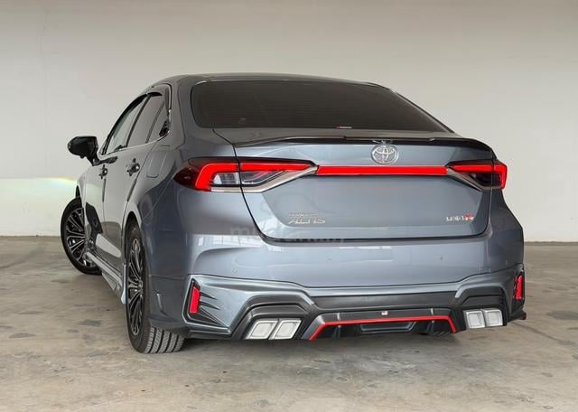 2022 Toyota COROLLA ALTIS 1.8 G (A) GR FULL LOAN - 3