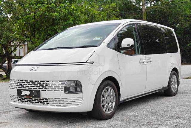 Leather Seat 2023 Hyundai STARIA 2.2 (A) Cash Back - 3