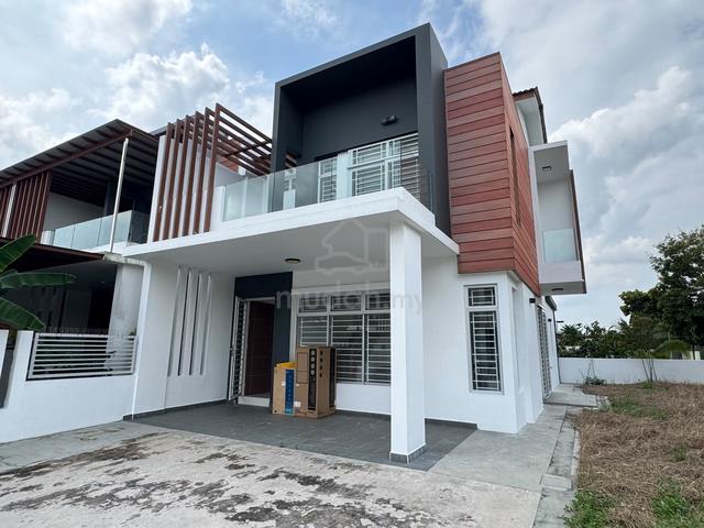 Taman Laman Setia Double Storey Terrace House 4bed Furnished Johor 1