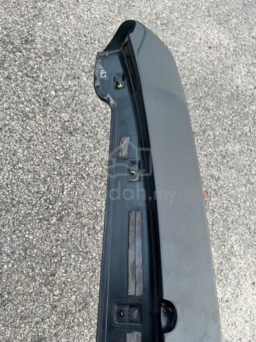 Spoiler belakang myvi lagi bst ezi original kereta - photo 4 of 5