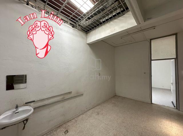 [WORTH BUY] 1 STOREY TERRACE BAYAN BARU LEPAS LANDED Freehold RARE 1