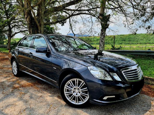Mercedes Benz E200 1.8 CGI BlueEFCY CKD 5Speed - 1