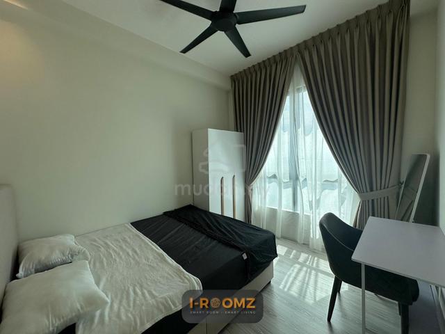 Meta City Middle Room For Rent Furnished Low Deposit Seri Kembangan 1