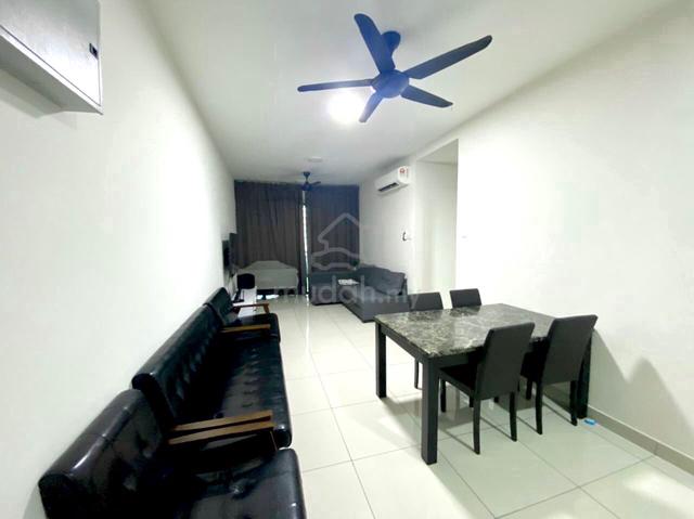 KL Traders Square Residences 1