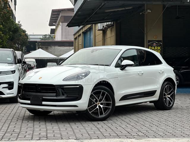 ( NEW + 4.5B + 28K KM ) 2022 Porsche MACAN 2.0 - 1