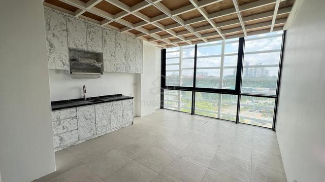 Soho Unit w Mezzanine Floor @ Lumi Tropicana, Damansara, Petaling Jaya 1