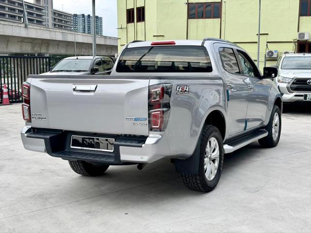 2023 Isuzu D-MAX 1.9 PREMIUM 30K KM FULL SERVICE - 5
