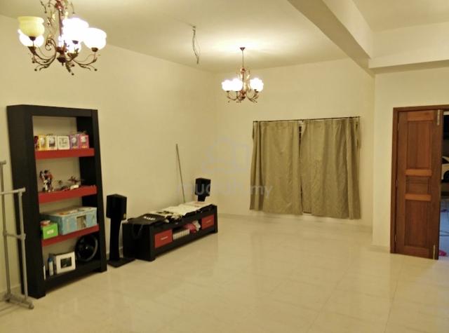 2 Storey Super-Link house at Bukit Suria 2 ,Sungai Long for sale 1