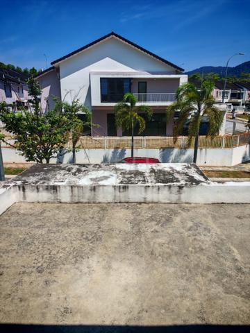 Superlink Corner Ainsdale Tenang 1