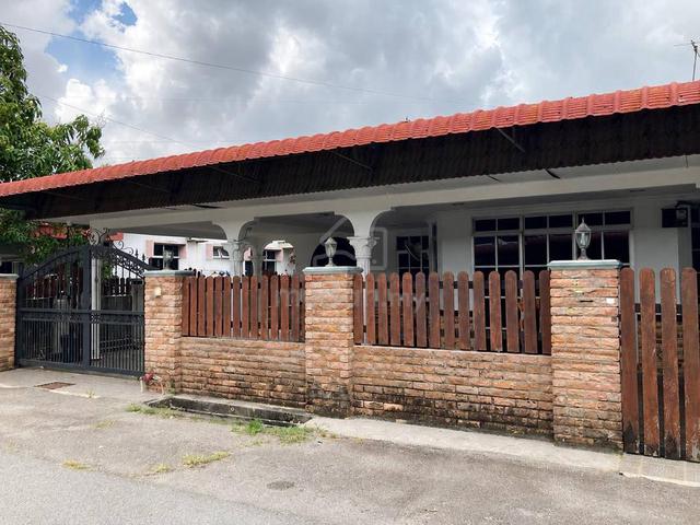 Semi-D Fully Furnished Bawah Market Value  Tmn Mergong Indah, A.Setar 1