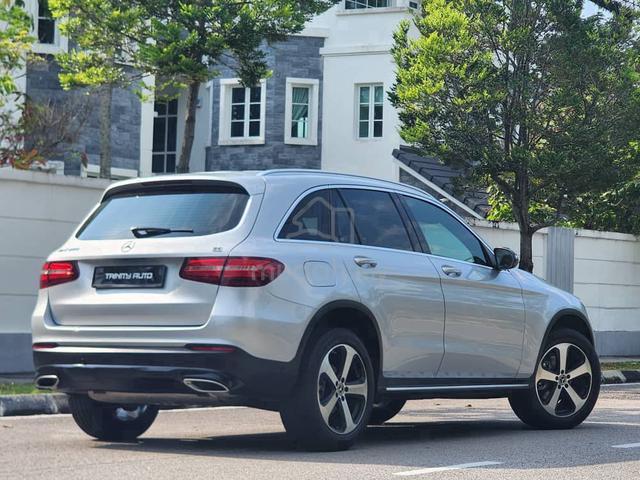 NOV 2018 MERCEDES GLC200 (A) Local CAR KING 41k KM - 4