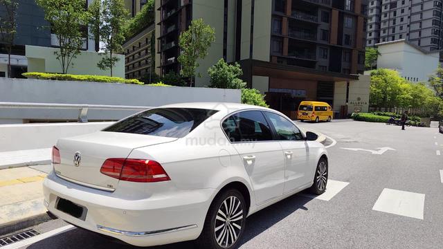 2014 Volkswagen PASSAT 1.8 TSI (CKD) ENHANCED (A) - 2