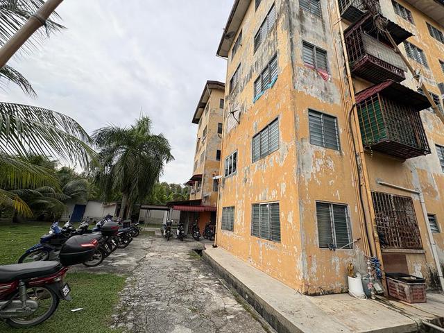 FOR SALE FLAT SERI SEMENTA KAPAR-Blok 6 1