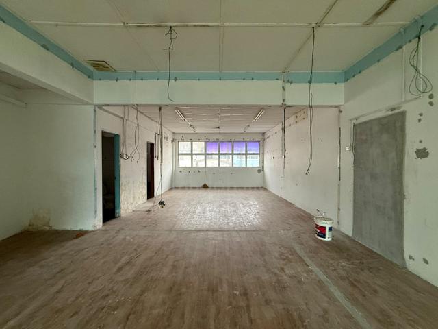 Jalan Kebudayaan / Taman Universiti / Shoplot First Floor For Rent 1
