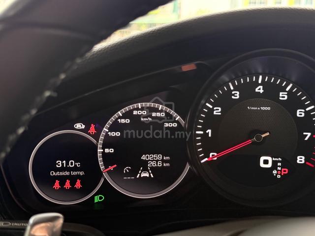 UNREG 2021 Porsche PANAMERA 4S 2.9 (A) - 4