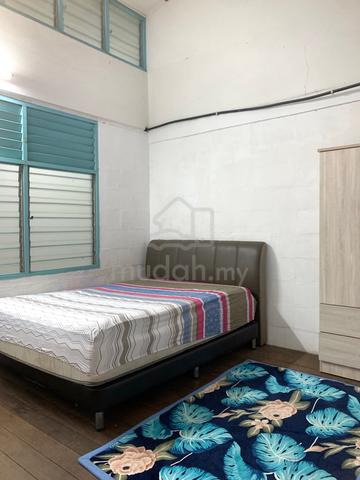 Rumah untuk dijual di tengah-tengah Pekan Rembau! 2