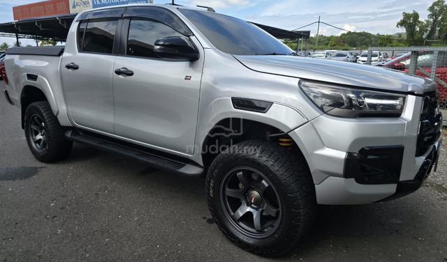 2017 Toyota HILUX 2.4 G ROGUE FL VNT (AT) (4X4)🤍 - 3