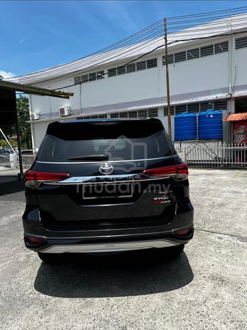 2018 Toyota FORTUNER 2.4 VRZ 4X2 2GD-FTV (A) - 4