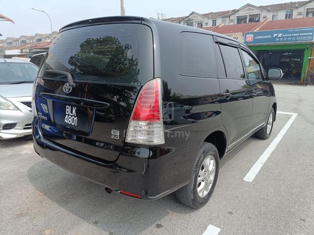 2011 Toyota INNOVA 2.0 E (A) - 2