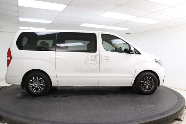2021 Hyundai Grand Starex 2.5 - 2
