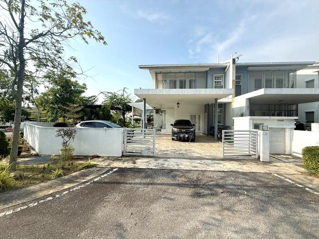 Double Storey Corner Terrace House Bandar Baru Enstek Negeri Sembilan 1