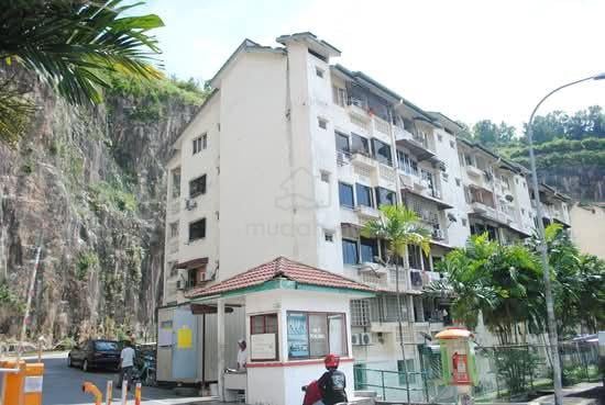 Mutiara Court 1