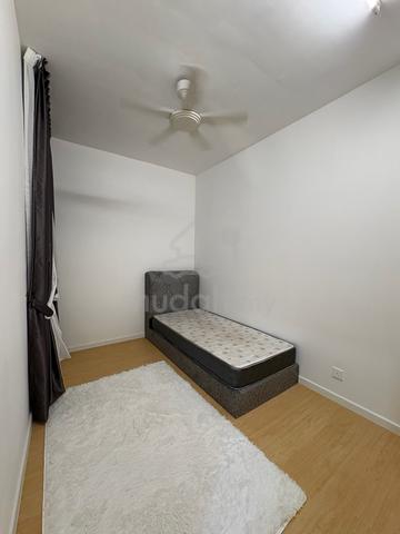 Female room Sateria Residence 1