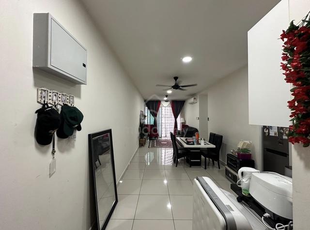 KL Traders Square Residences 1