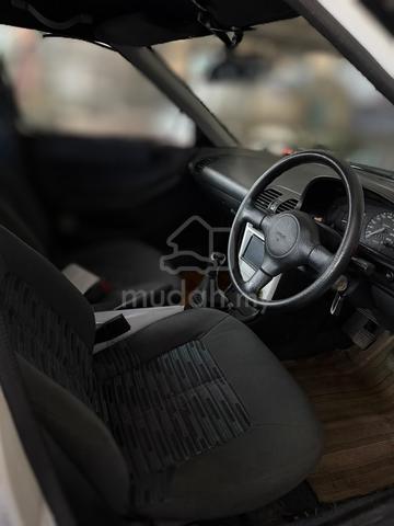1995 Mazda 323 1.6 ASTINA (M) - 4