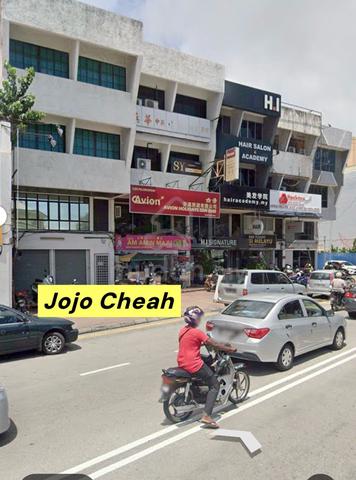 4 storey shop house located at Jalan Macalister Main Road for sale 1