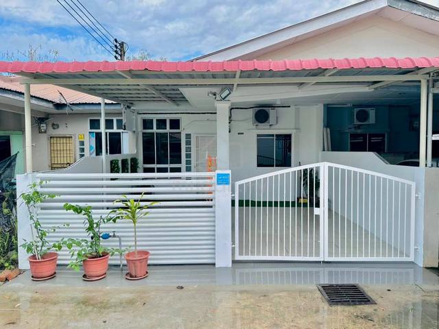 Single Storey Terrace Intermediate House for Sale at Senadin Miri 1