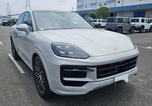 2024 Porsche CAYENNE 3.0 Crayon Cayenne Coupe NEW - 3