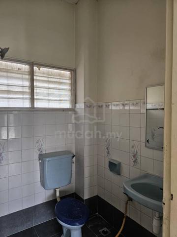 2 Storey Terrace in USJ13 2