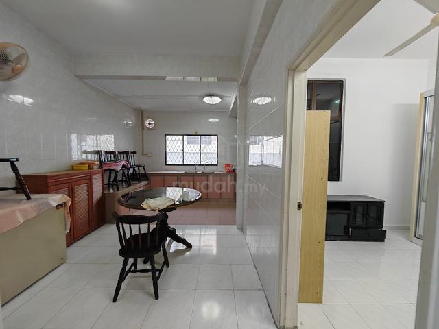 Nusa Jaya Mas CORNER 5 Bedroom near Nusa Bestari Seri Orkid Tun Aminah 3