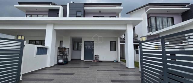 Double Storey Terrace Robin Residence Rimbayu 1