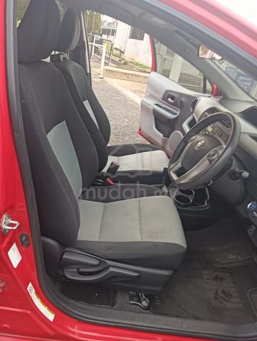 2013 Toyota PRIUS C 1.5 (HYBRID) (A) - 5