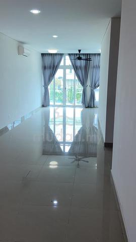 One Medini 1
