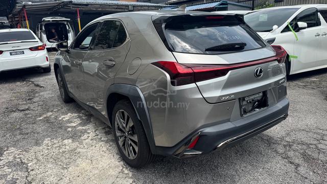 2021 Lexus UX200 2.0  F SPORT - 2