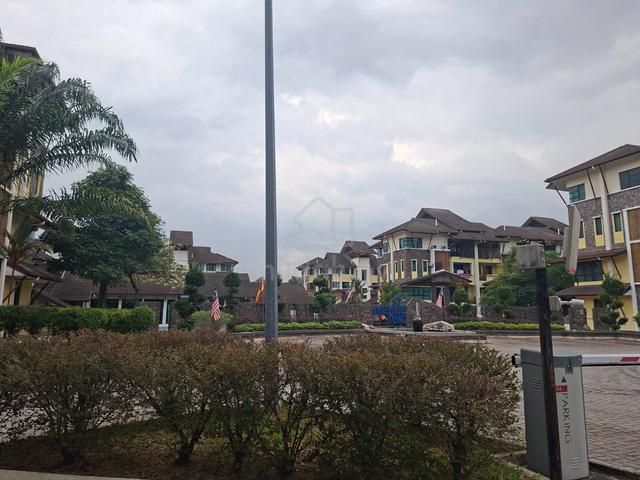 Lake Valley 1