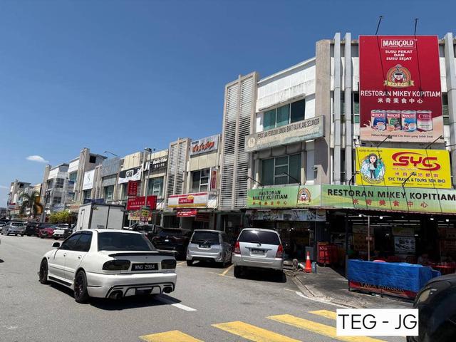 Bandar Bukit Raja - Hot Area Ground Floor Shop For Rent 3