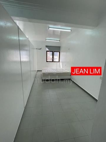Office rent at Georgetown GOOD CONDITION Lorong Abu Siti Lane 4
