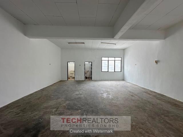 3 Storey Shop Lot For Sale @ Taman Petani Jaya 1