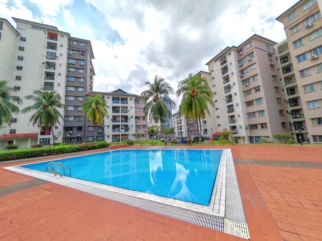 Sri Damansara Court 1