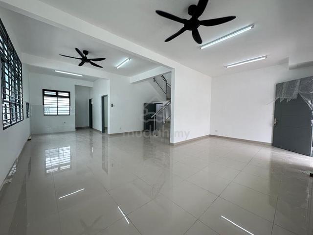 Austin Duta 4 Double Storey Terrace 4 Bed Partial Furnish Mount Austin 1